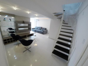  A075 - Ed. Mônica, cobertura duplex  Бомбиньяс